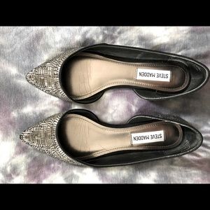 Steve Madden Elements Flat